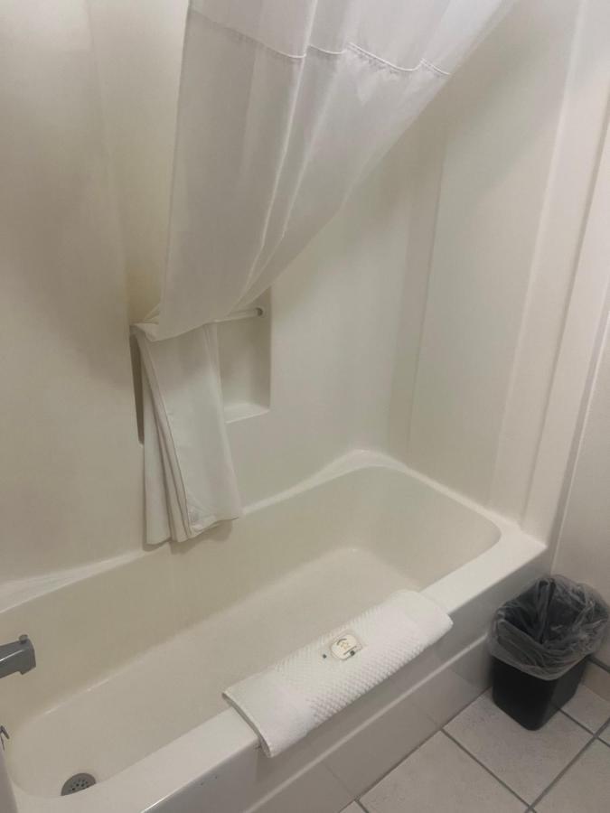 Quality Inn & Suites McCook Exteriör bild